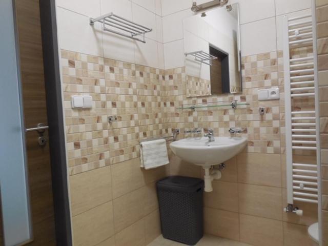 Apartman Kamenice Каменице над Липоу Екстериор снимка